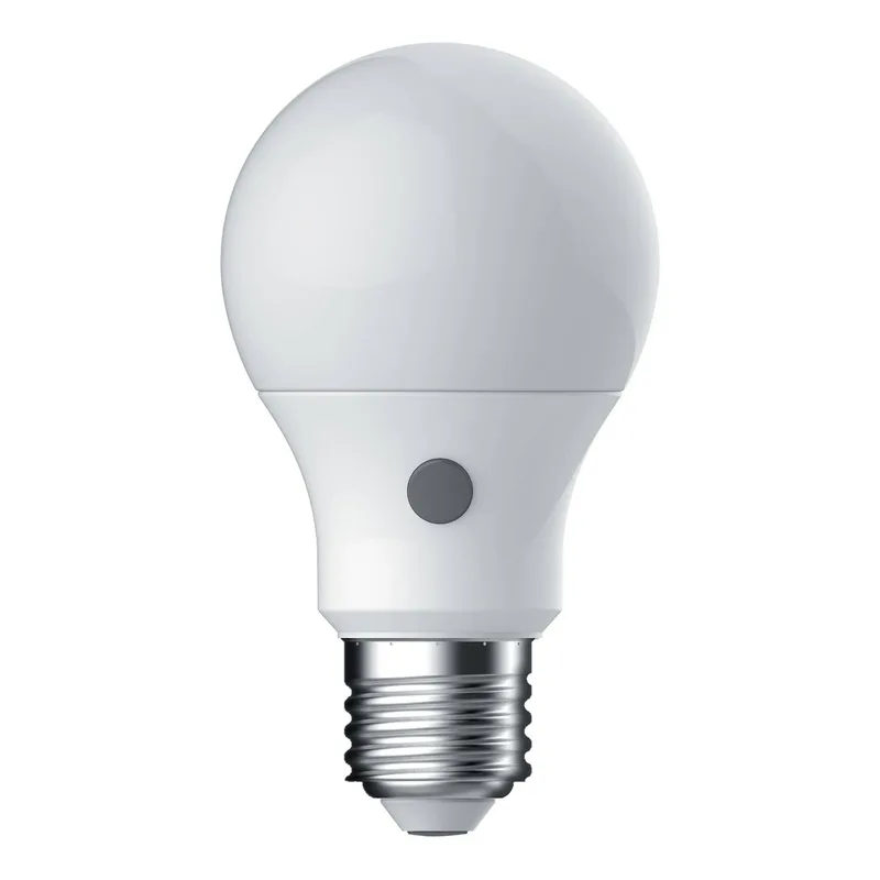 E27 LED lamp, 7,3 W, 2700 K, sensor från Megaman – produktbild