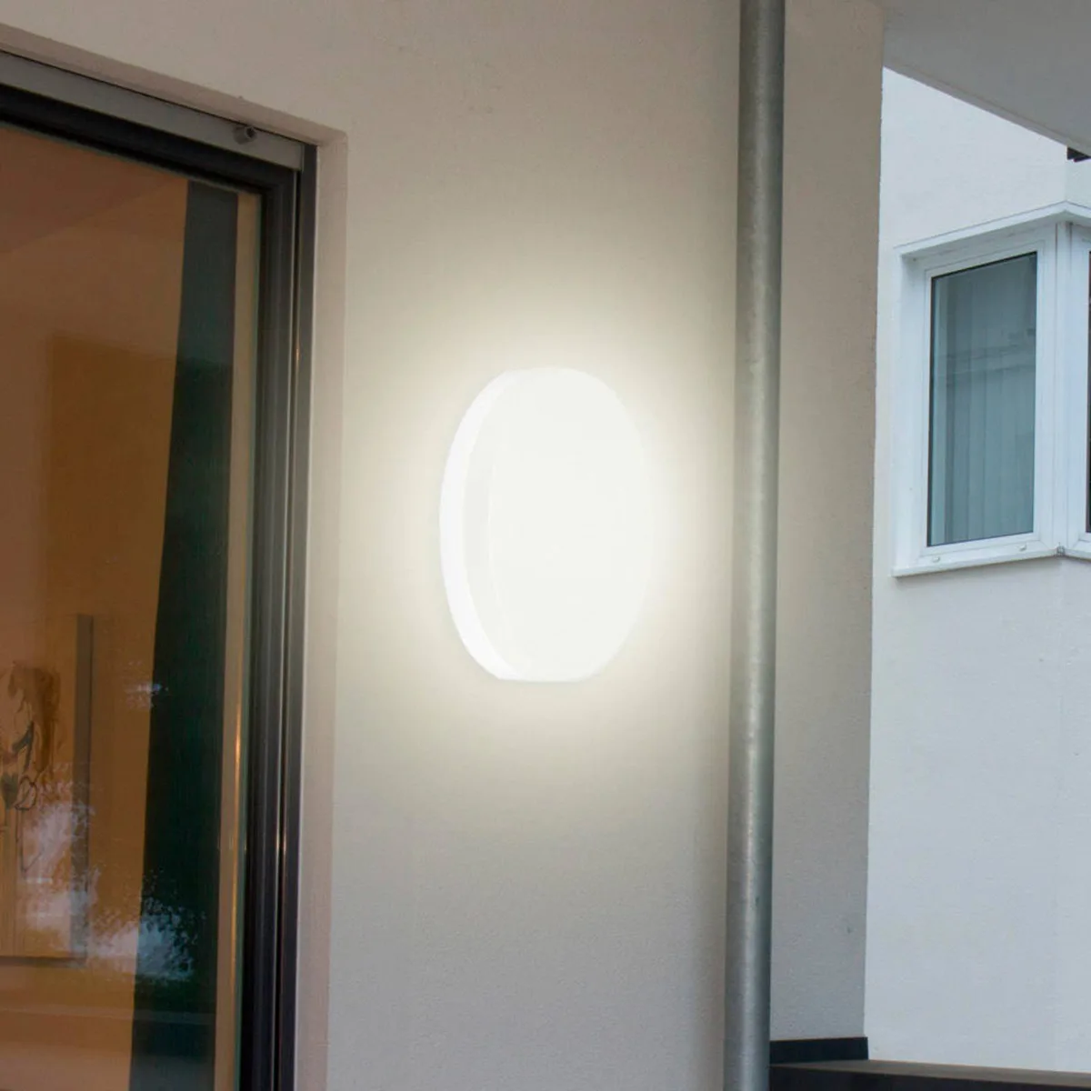 LED plafondlamp Naxo, 3.000 K, IP44 fra Müller-Licht i Hvid – produktbillede