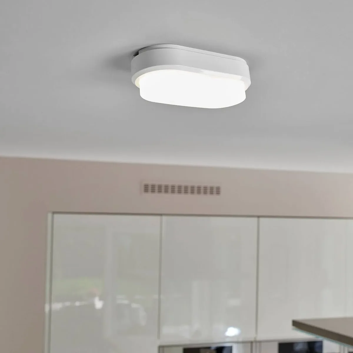 LED sensor plafondlamp Ipsum, ovaal by Müller-Licht in White – product photo