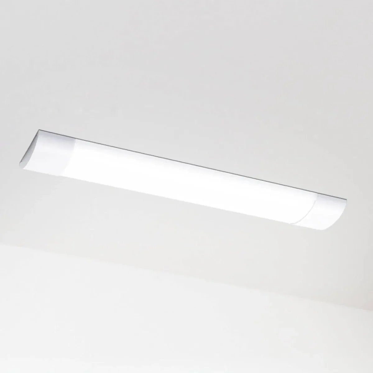 Pince Scala Switch Dim blanc 25 W 2300 lm (L x l x H) 613 x 120 x 33 mm 1 pc(s) de Müller-Licht en Blanc – photo produit