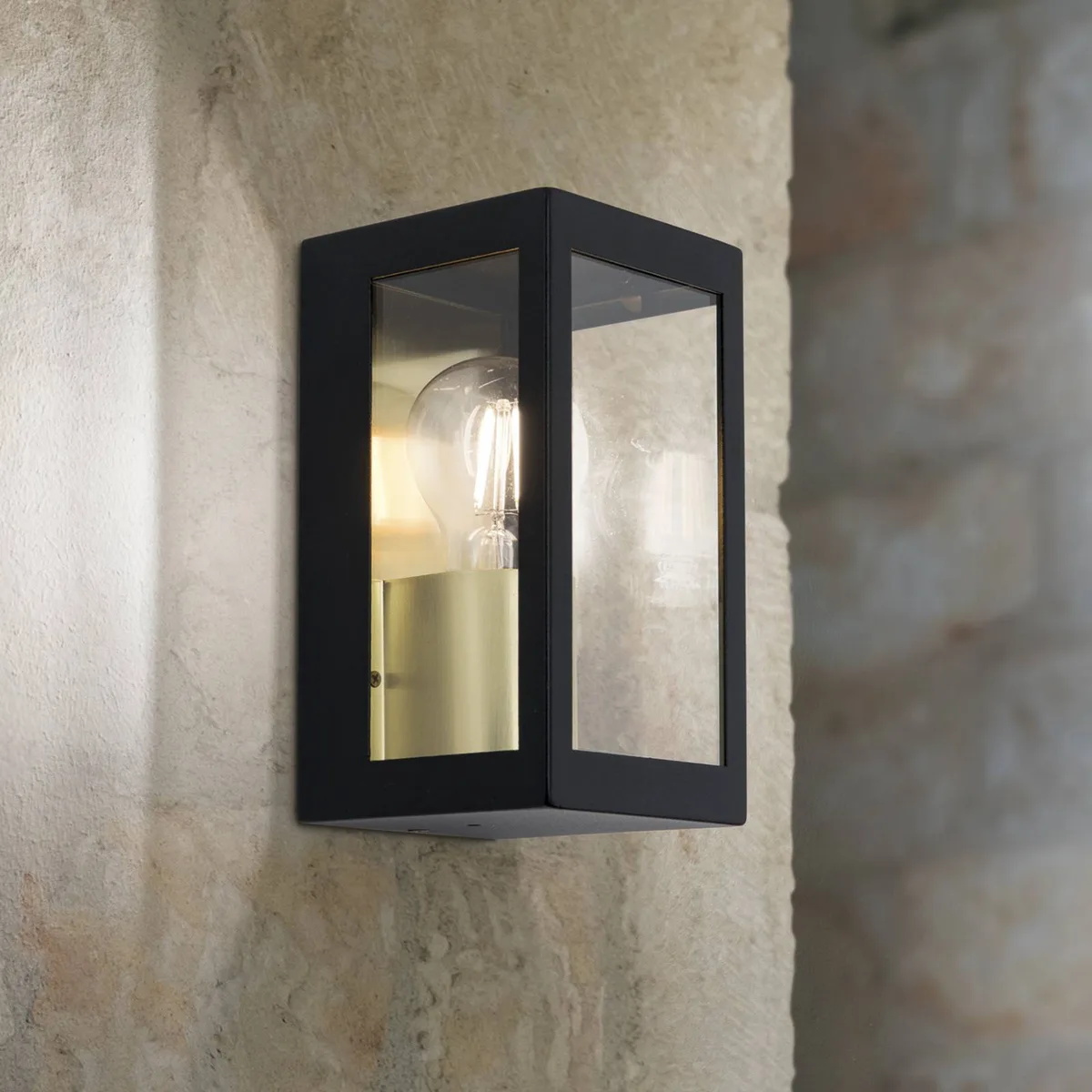 Buitenwandlamp Lumina, zwart-goud, roestvrij staal, glas, IP44 van Orion in Zwart, Messing, Helder – productfoto