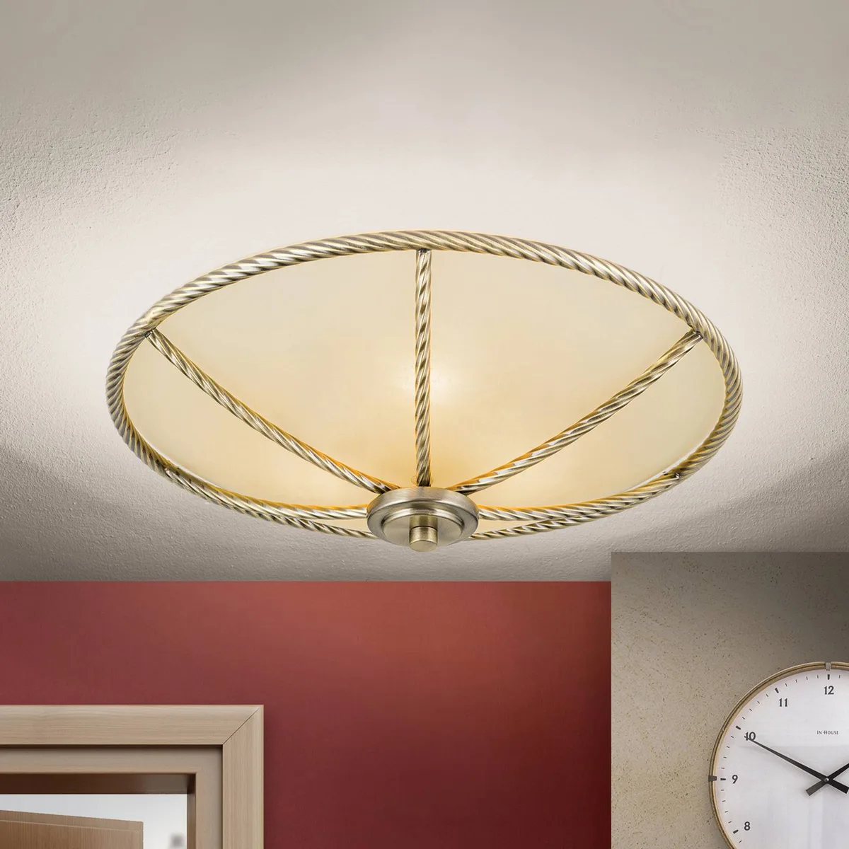 Crèmekleurige plafondlamp Galina, 42 cm de Orion en Crème, Oud-messing – photo produit