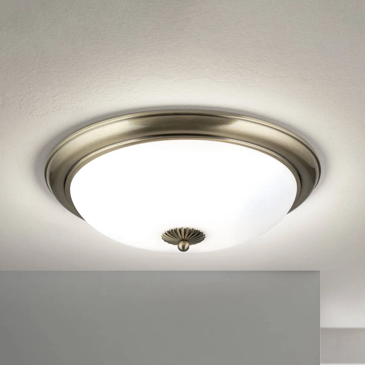Empire plafondlamp, Ø 48 cm, antiek messing, mat opaalglas by Orion in Antiek messing, Opaal mat – product photo