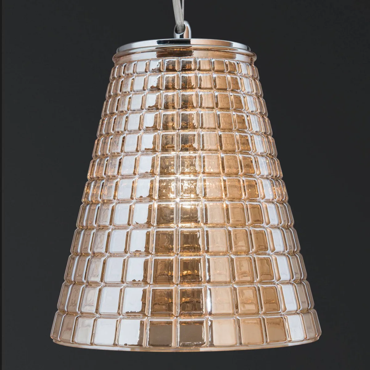 Glazen pendellamp Sarala amb - m diamant geslepen de Orion en Amber – photo produit