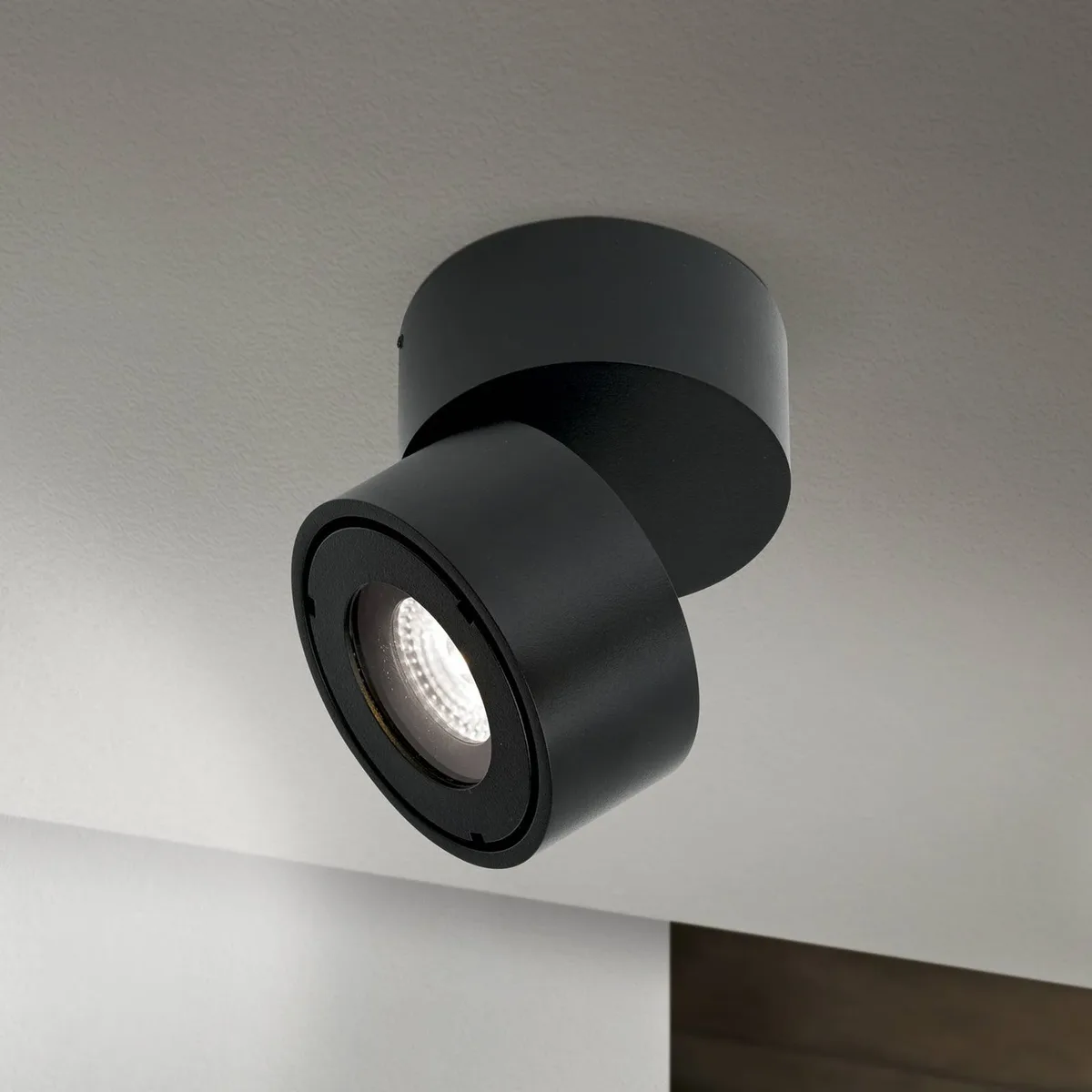 Harvey LED buitenspot, Ø 10 cm, aluminium spuitgietwerk de Orion en Noir – photo produit