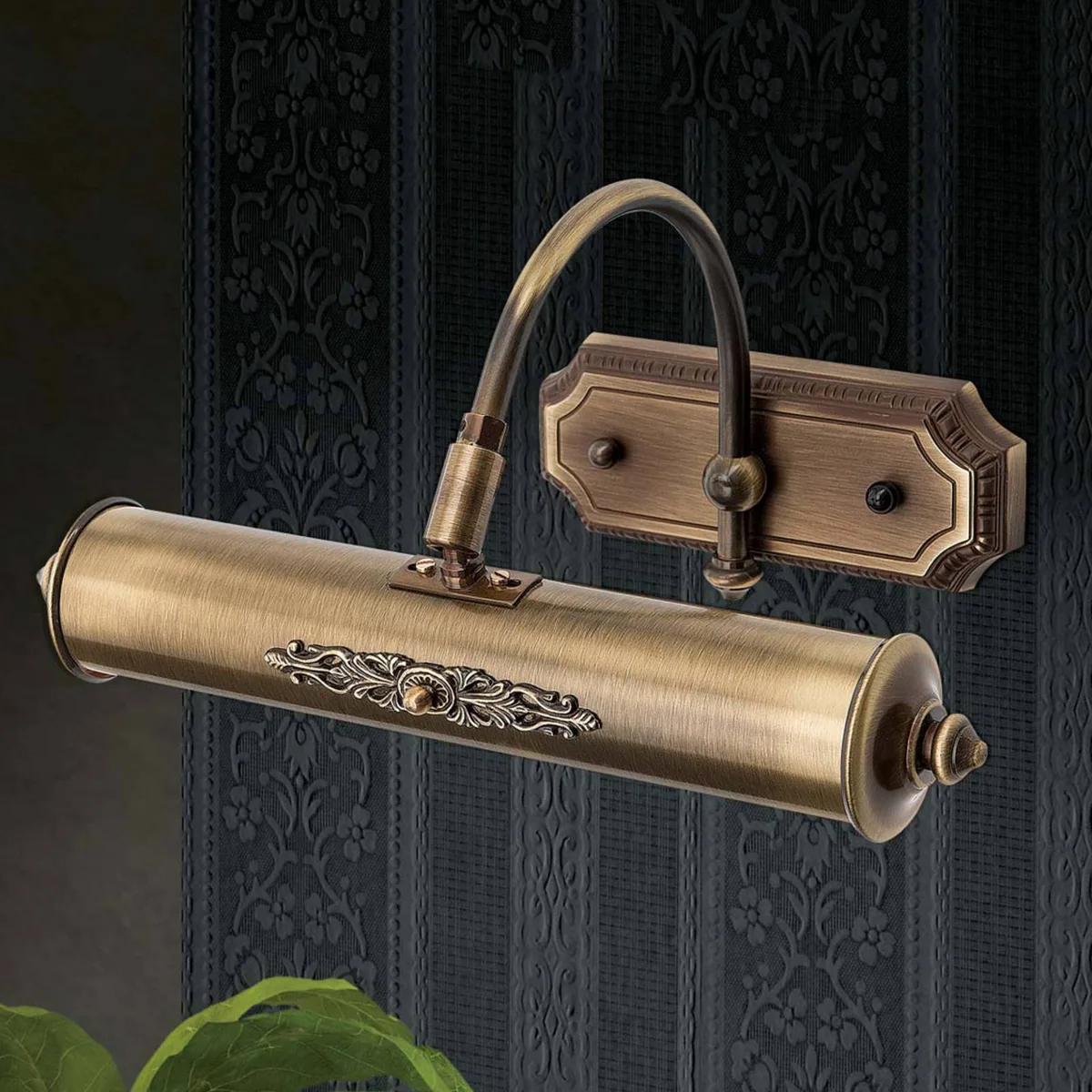 Klassieke schilderijlamp Gustav antiek mess. 30 cm by Orion in Antiek messing – product photo