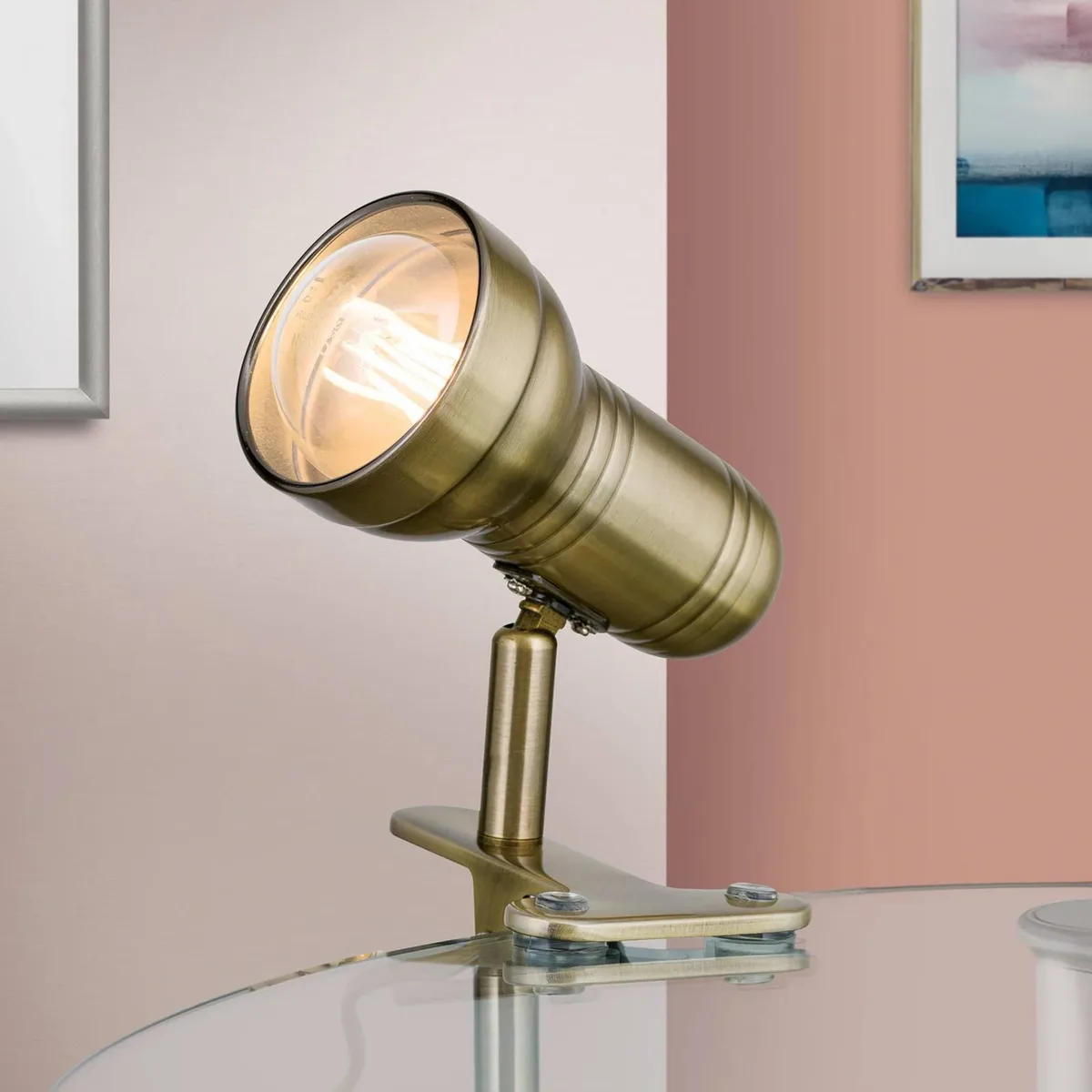 Samal klemlampe i patina fra Orion i Messing, Guld – produktbillede