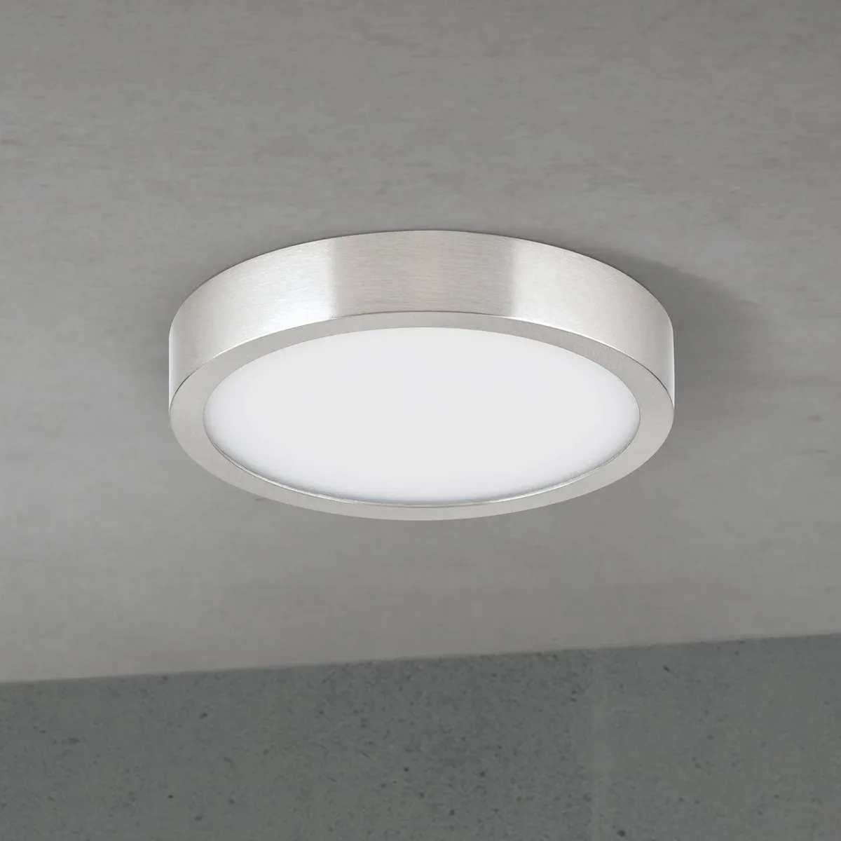 LED plafondlamp Disc, nikkelkleurig gesatineerd, Ø 14 cm, CCT de Orion en Nikkel gesatineerd, Blanc – photo produit