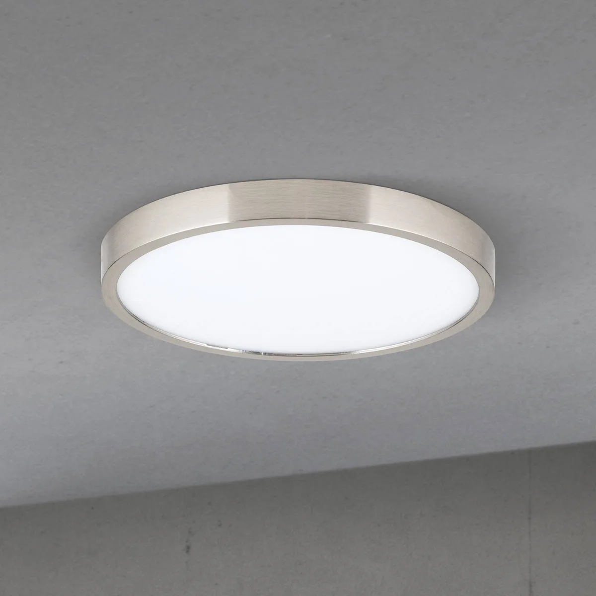 LED plafondlamp Disc, nikkelkleurig gesatineerd, Ø 24 cm, CCT de Orion en Nikkel gesatineerd, Blanc – photo produit