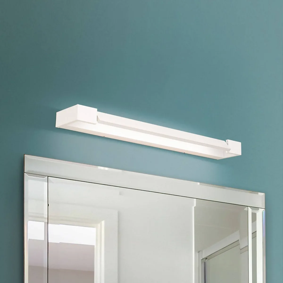 LED spiegellamp Marilyn, gezwenkt 60 cm fra Orion i Hvid – produktbillede