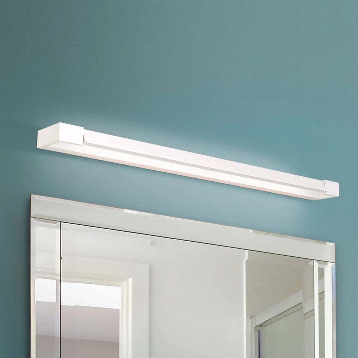 LED spiegellamp Marilyn, gezwenkt 90 cm fra Orion i Hvid – produktbillede