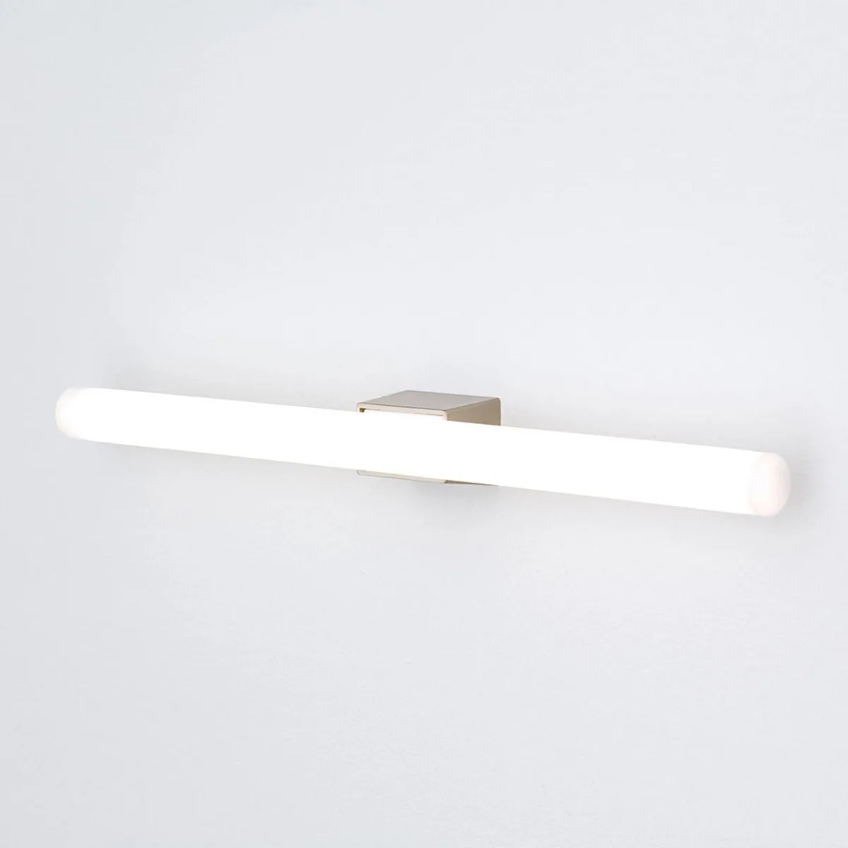 LED spiegellamp Visagist, houder nikkel mat de Orion en Mat nikkel – photo produit