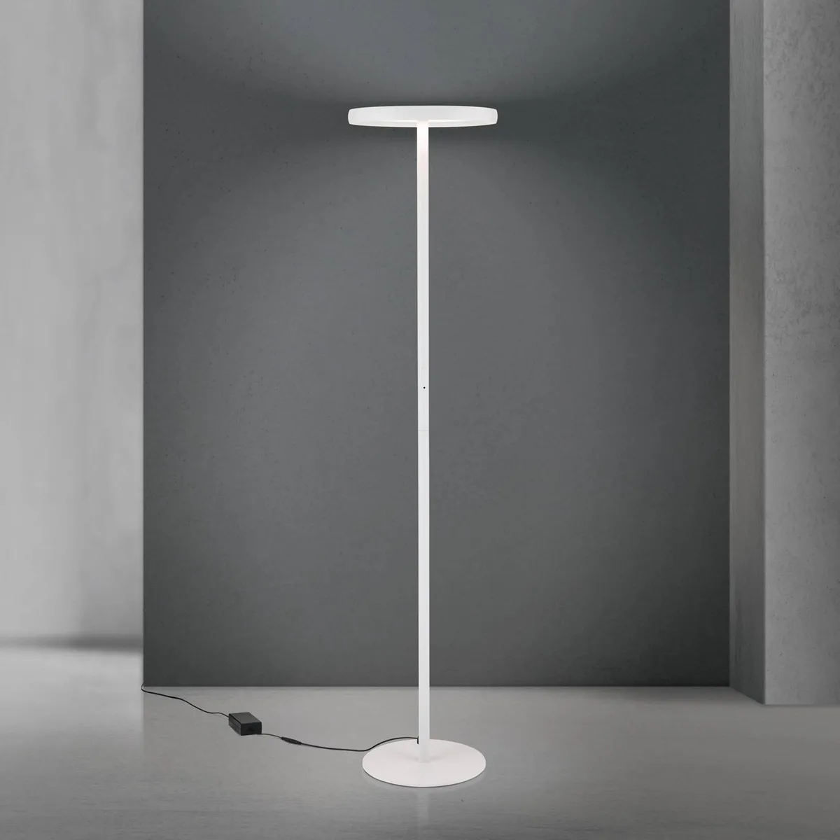 LED vloerlamp KANT, hoogte 185 cm, CCT, dimbaar, omhoog/omlaag de Orion en Blanc – photo produit