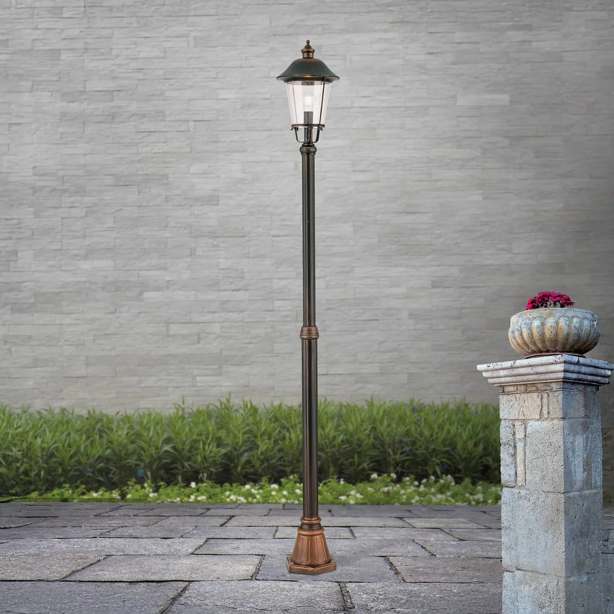 Mariella buitenlantaarn 1-lamp fra Orion i Zwart-koper, Helder – produktbillede
