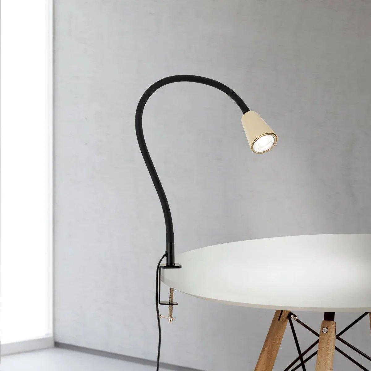 Tafellamp Dotty, hoogte 65 cm, klem, GU10 von Orion in Kaki – Produktfoto