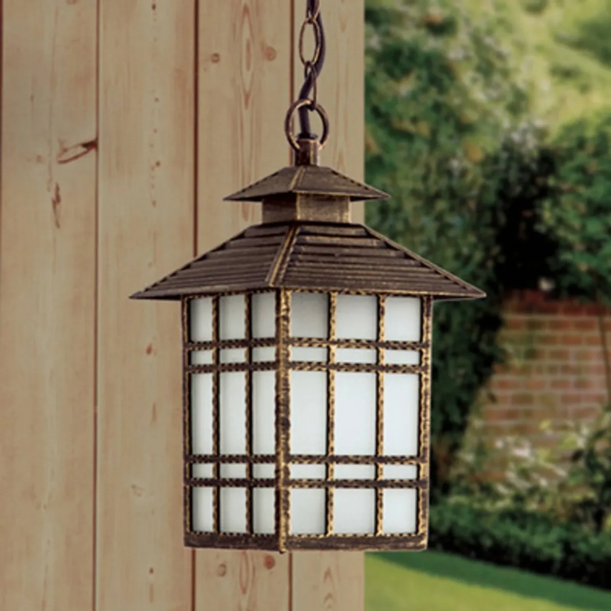 Traditionele Ilka buiten hanglamp met ketting de Orion en Bruin gepatineerd, Mat wit – photo produit