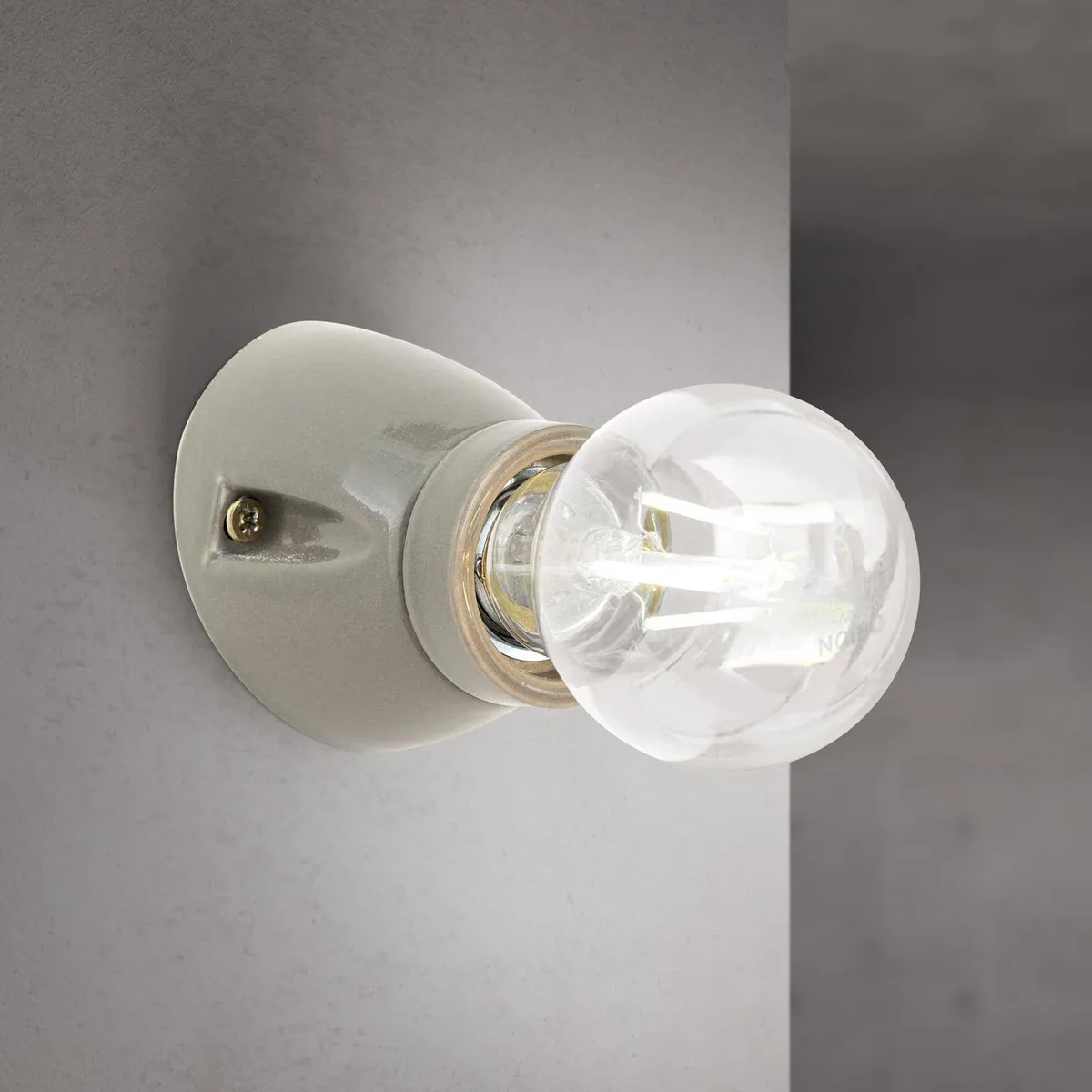 Wandlamp Frost, gau, keramiek, E27 fra Orion i Grå – produktbillede