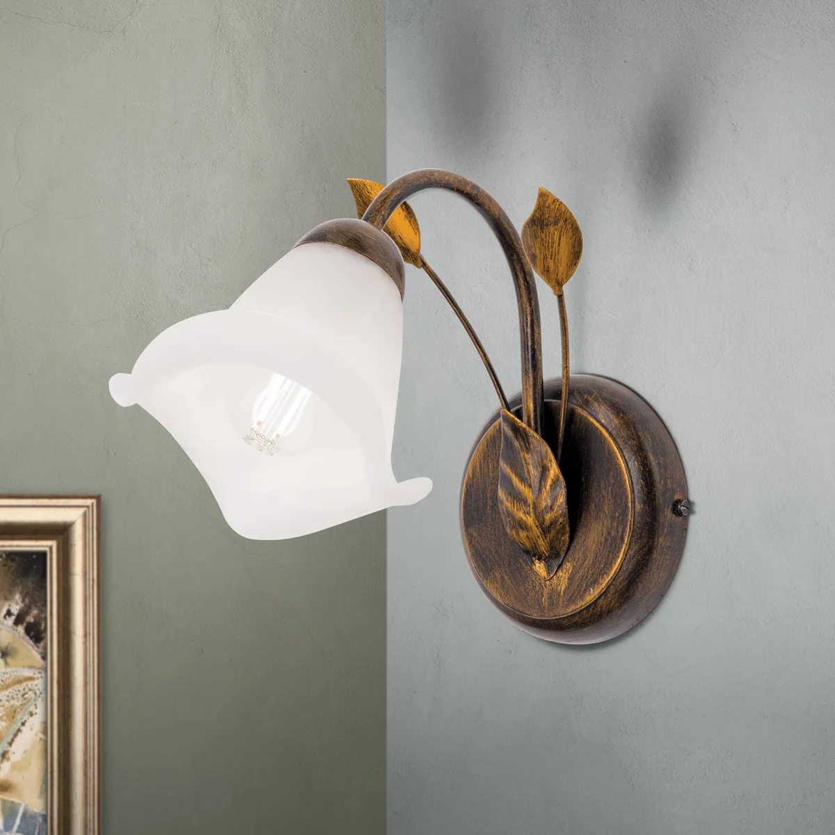 Wandlamp Sisi, Florentijnse stijl, antiek von Orion in Antiek, Opaalwit – Produktfoto