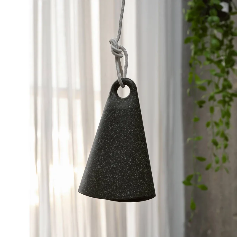 hanglamp Decor Bell, gerecycled kunststof, E27 van Osram in Zwart – productfoto