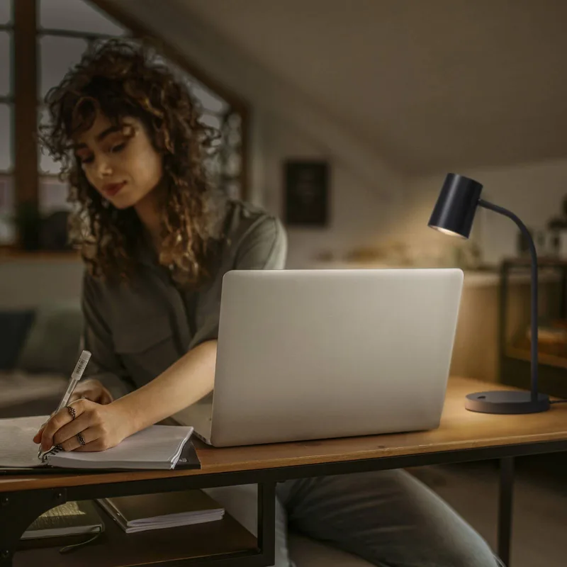 tafellamp Office Line Desk Trapezium, GU10 från Osram i Svart – produktbild