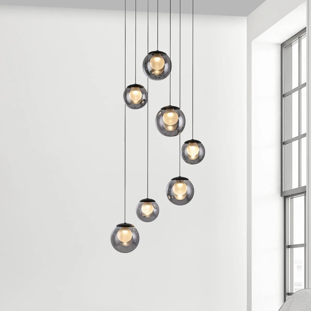 LED hanglamp PURE Popup, grijs/rookgrijs, Ø 40 cm, 7-lamps de Paul Neuhaus en Gris, Rookgrijs – photo produit