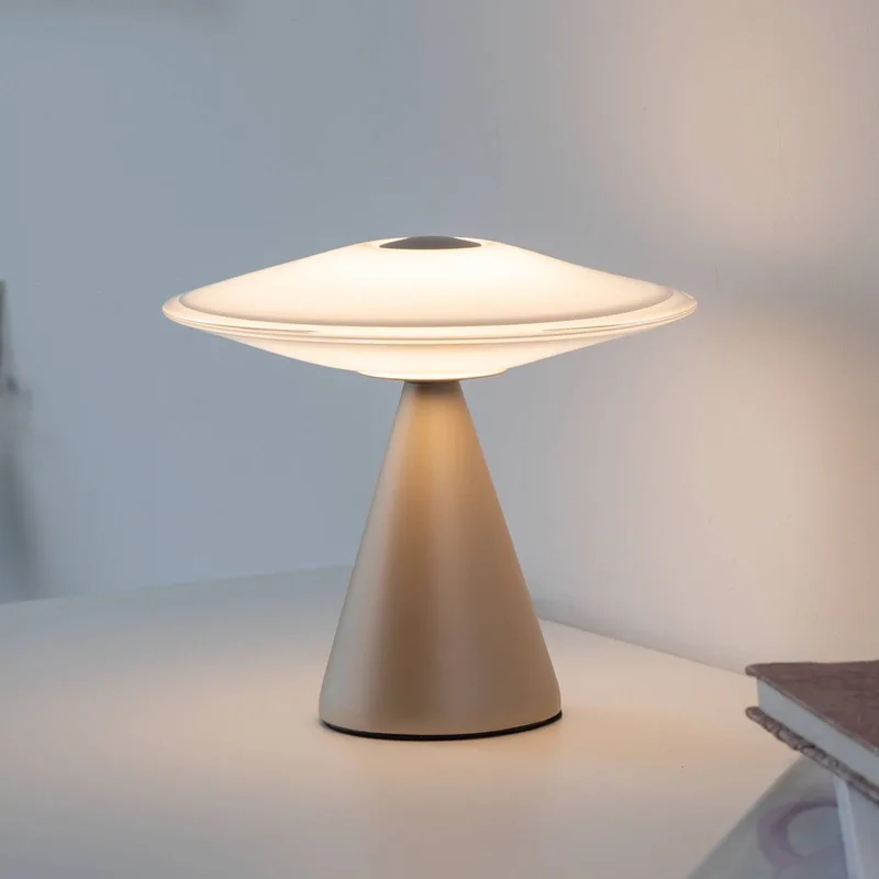 LED tafellamp Elipsa, wit/brons, dimbaar by Paul Neuhaus in White, Bronze – product photo