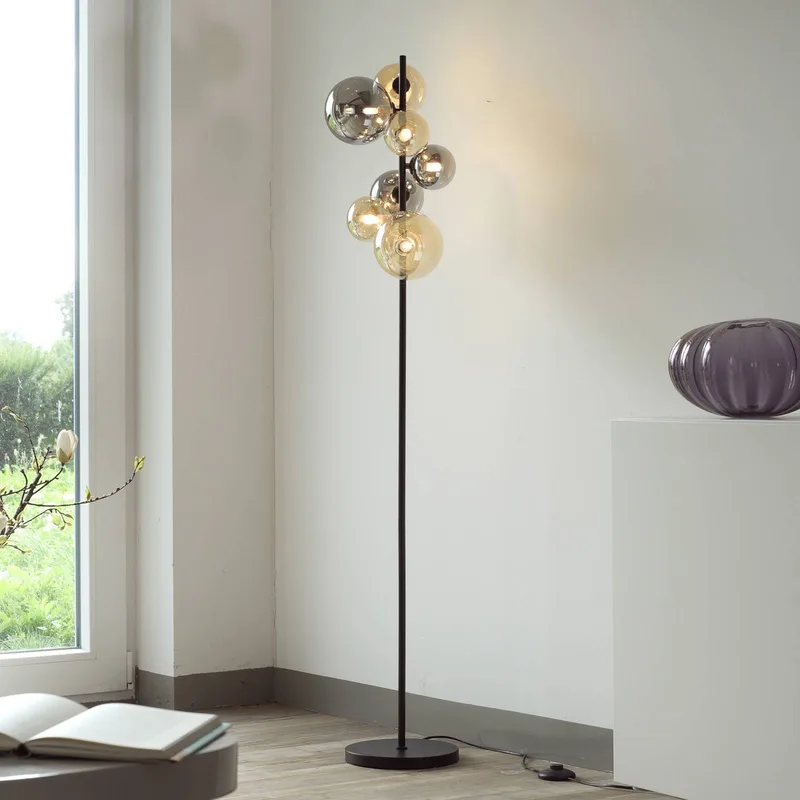 vloerlamp Popsicle, glas, 155 cm hoog, G9 von Paul Neuhaus in Schwarz, Amber, Rookgrijs – Produktfoto