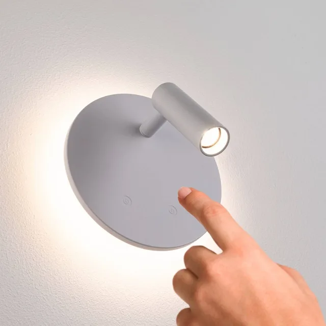 LED wandlamp op accu Kiora 2700K 80lm / 50lm 3,7V 0,6W / 0,7W dimbaar von Paulmann in Weiß – Produktfoto 4 von 5
