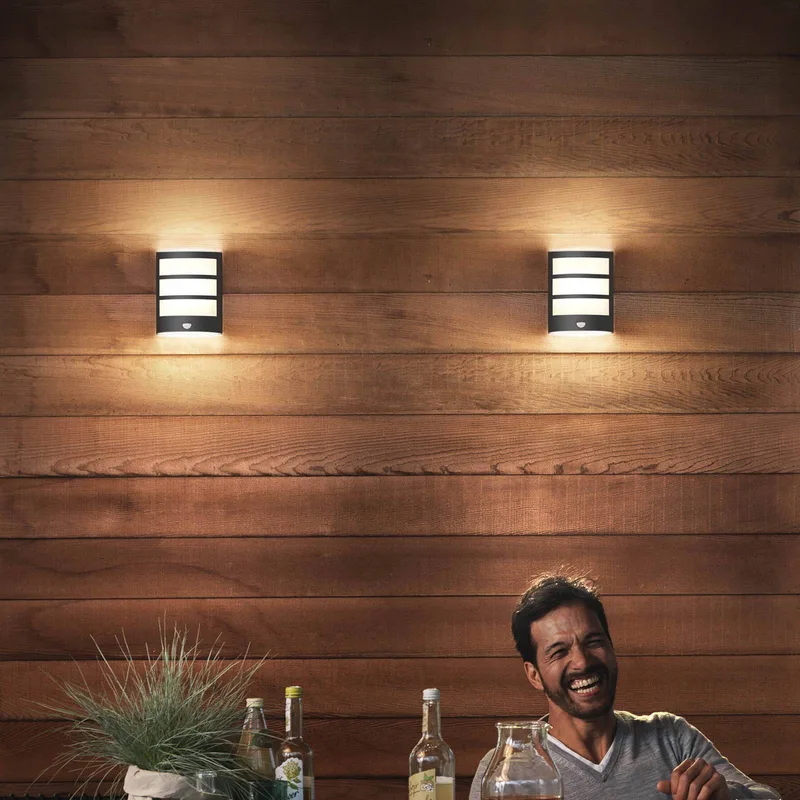 buiten wandlamp Python UE, sensor från Philips i Antracit – produktbild
