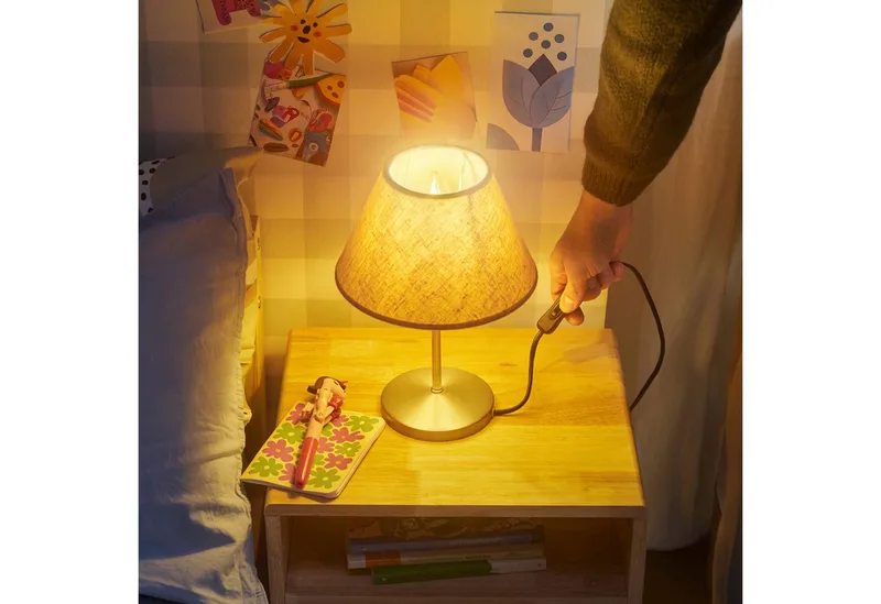 Filamentkaarslamp helder 40W B35 E14 x6 från Philips – produktbild 5 av 5