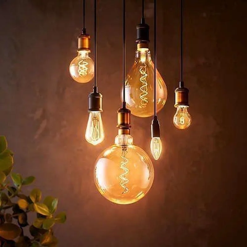 Giant Spiraal Goud - 40 W - E27 - Dimbaar extra warmwit licht fra Philips – produktbillede