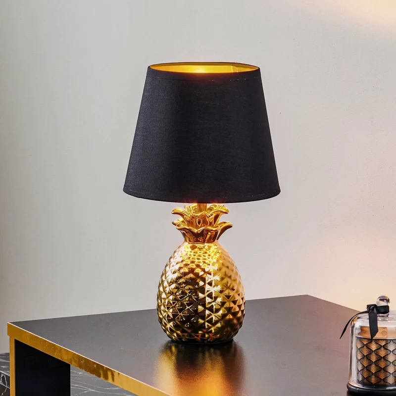 Fornem keramisk bordlampe Pineapple i guld-sort fra Reality i Sort, Guld – produktbillede