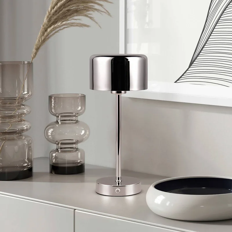 Jeff LED tafellamp, hoogte 30 cm, metaal fra Reality i Chroomkleurig – produktbillede