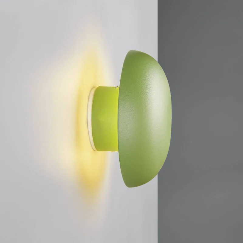 LED wandlamp Davey, dimbaar, Ø 15,5 cm från Reality i Grön – produktbild