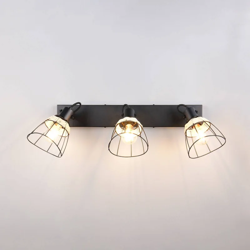 Plafondlamp Jerome, lengte 62 cm, 3-lamps, matzwart metaal de Reality en Zwart mat, Rotan naturel – photo produit