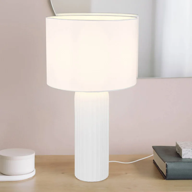 Tafellamp Blair, hoogte 51 cm, E27, keramiek från Reality i Vit – produktbild