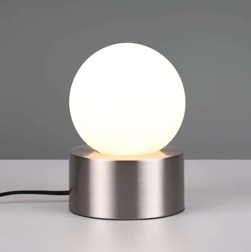 Tafellamp Countess, opaalglas, metalen voet nikkel fra Reality i Mat nikkel, Opaalwit – produktbillede