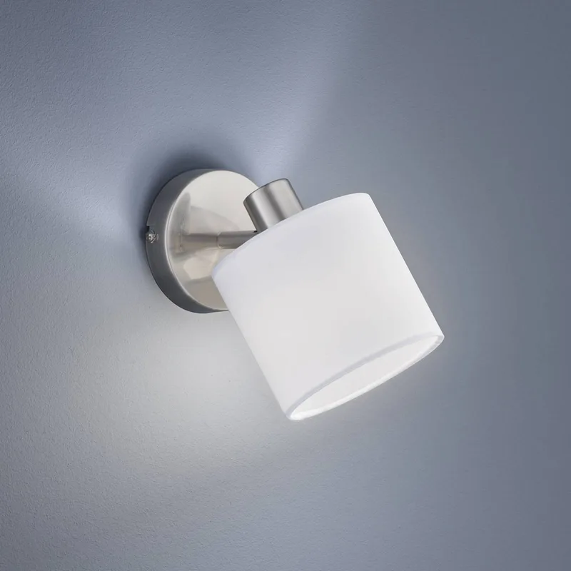 Tommy wandspot, nikkel/wit, breedte 12 cm, metaal/stof van Reality in Mat nikkel, Wit – productfoto