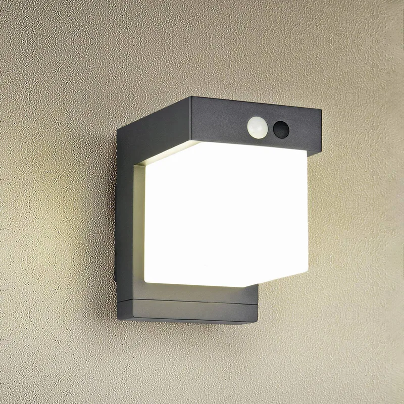 Zonne-wandlamp Colombo, matzwart, hoogte 14 cm, sensor fra Reality i Zwart mat, Hvid – produktbillede