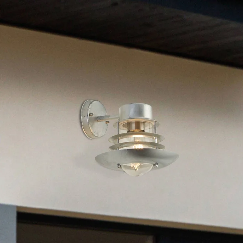 Buitenwandlamp X Conrad, IP44 von Searchlight in Silber, Helder – Produktfoto
