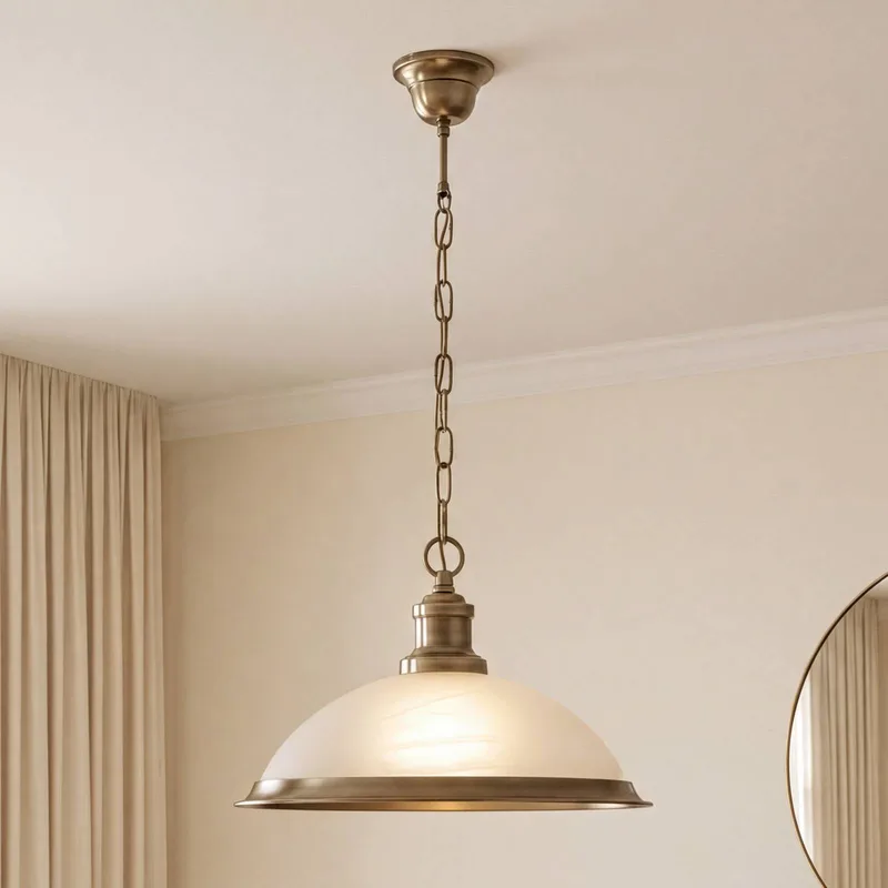 Glazen hanglamp Bistro in glanzend goud de Searchlight en Antiek messing, Blanc – photo produit