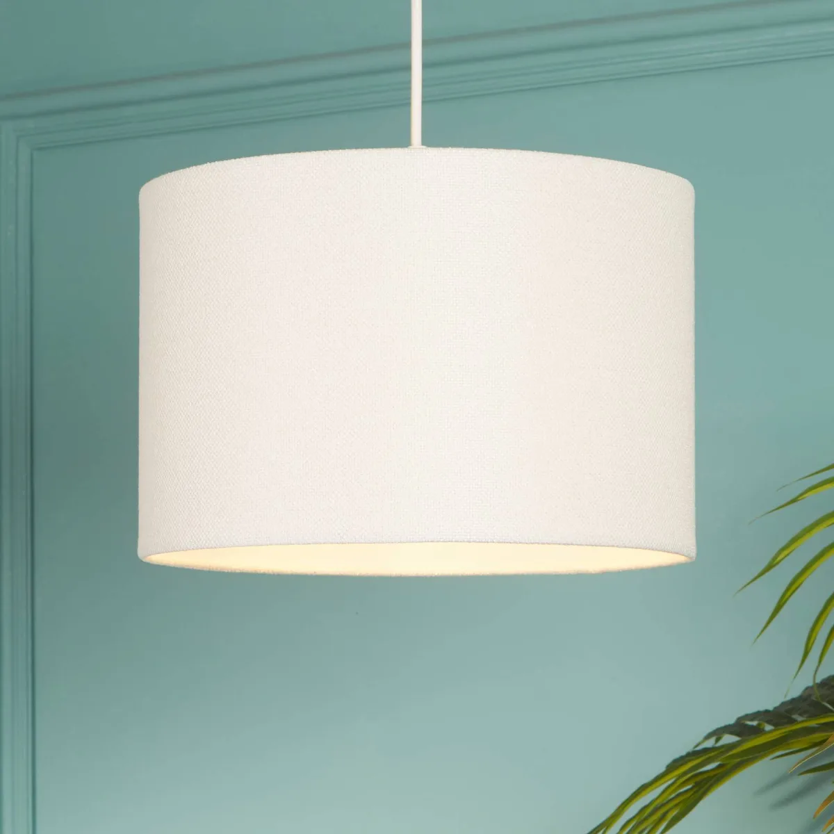 Hanglamp Rayna, Ø 30 cm, wit, linnen, E27 fra Searchlight i Creme, Hvid – produktbillede