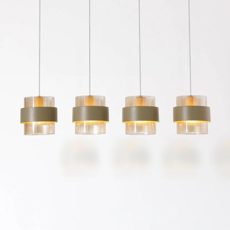 Hanglamp Royal, grijs/amber, lengte 80 cm, glas/metaal, 4-lamps von Searchlight in Grau, Amber – Produktfoto