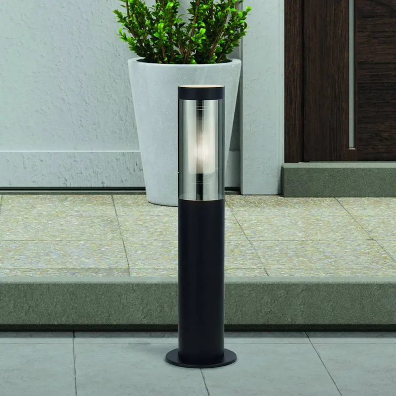 Sokkellamp, IP44, zwart, hoogte 45 cm, metaal von Searchlight in Schwarz, Rookgrijs – Produktfoto