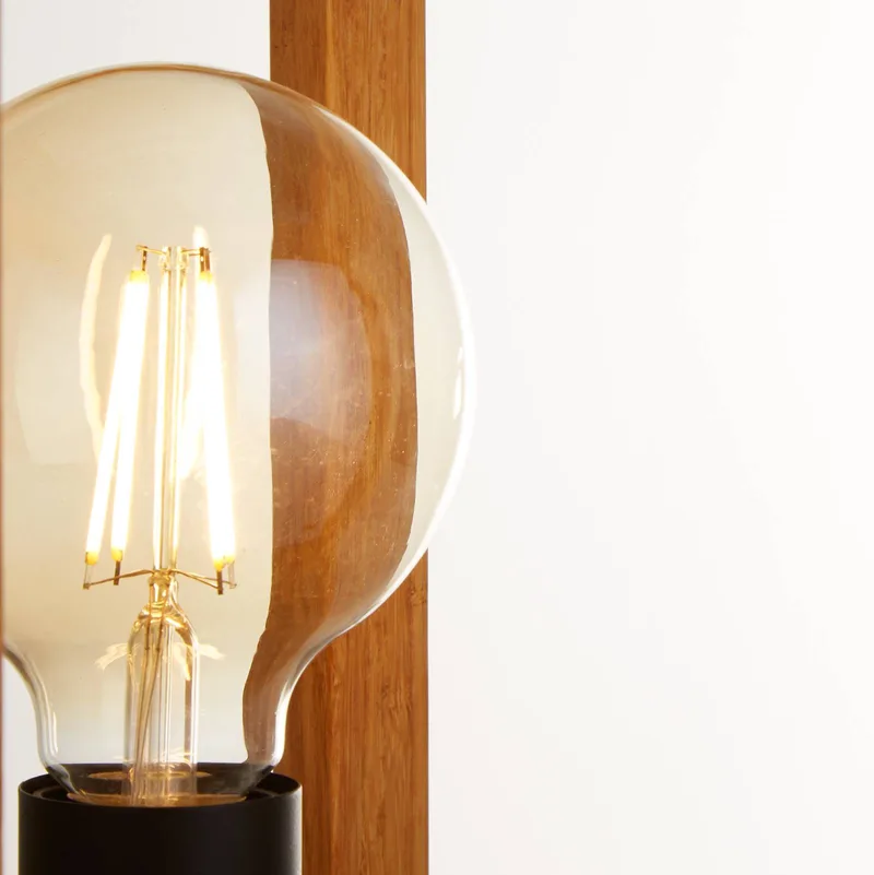 Vierkante tafellamp van bamboe fra Searchlight i Licht hout, Sort – produktbillede