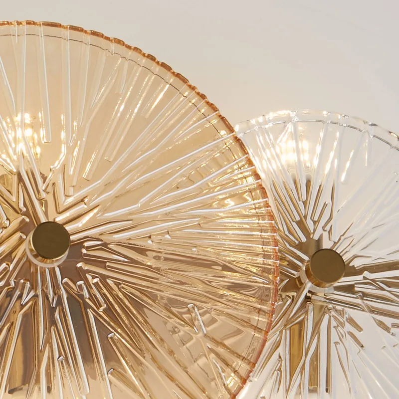 Wagenwiel plafondlamp, 6-lamps van Searchlight in Messing, Helder, Amber – productfoto