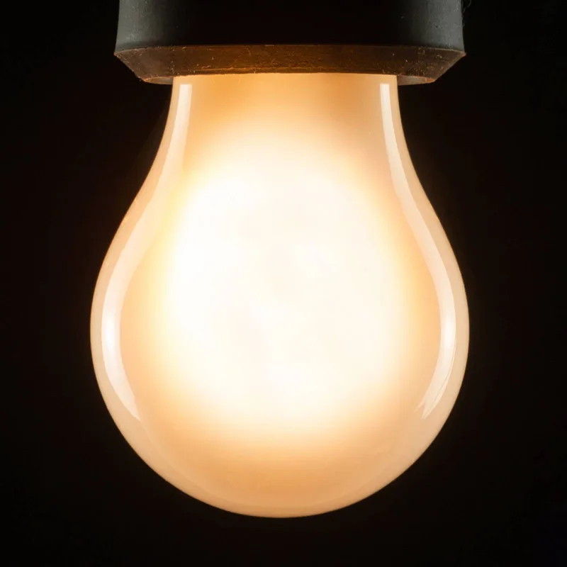 LED lamp A15 E27 3W 2.200K dimbaar mat van Segula – productfoto