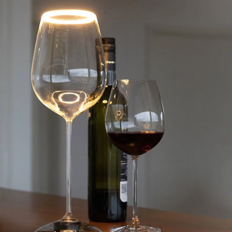 LED lamp Drijvende rode wijn helder, E27 5 W 922 von Segula in Helder, Gold – Produktfoto