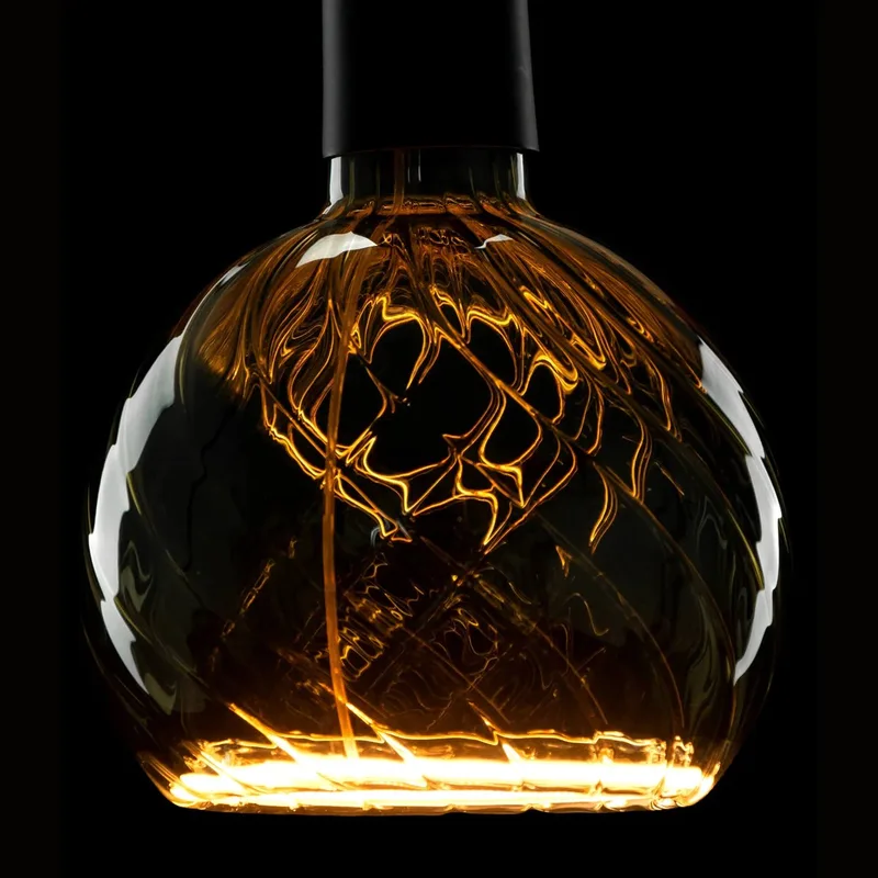 LED Floating Globe 150 twisted smokey grau E27 230Lm von Segula – Produktfoto