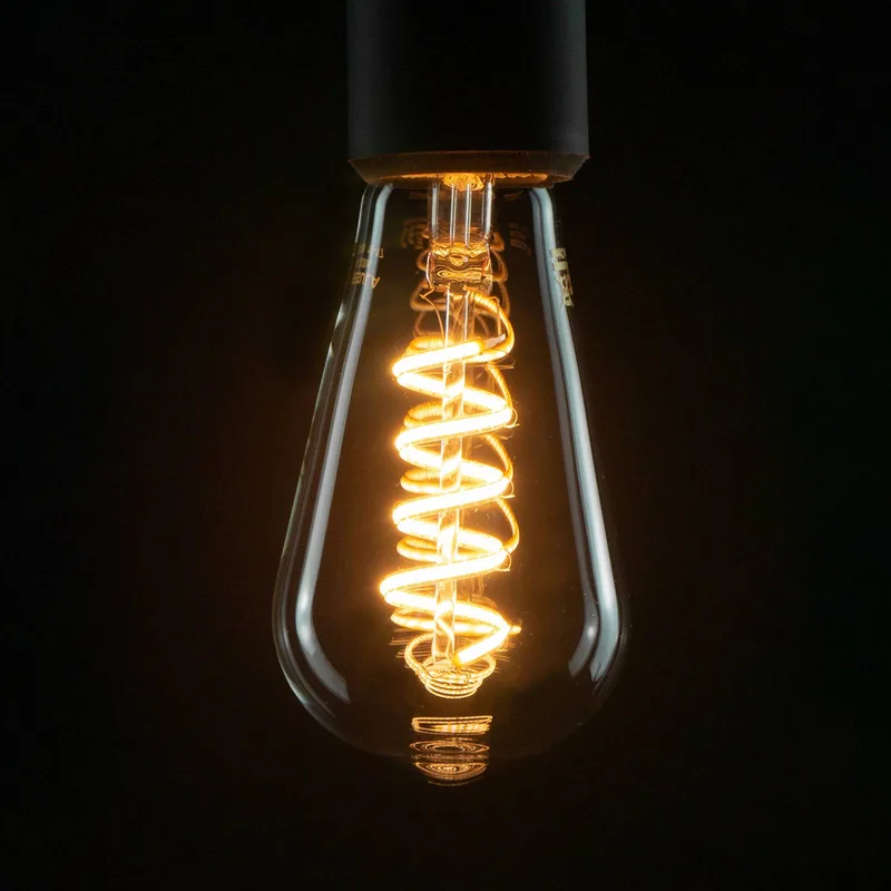 LED lamp Rustika Curved E27 6W 1.900K de Segula – photo produit